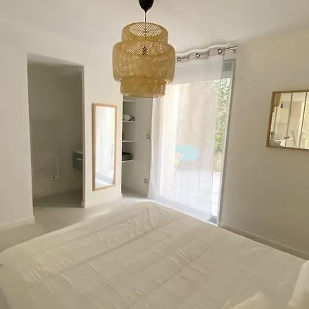 Apartmán T2 Neuf, Terrasse, Centre Ville, 8min Comedie