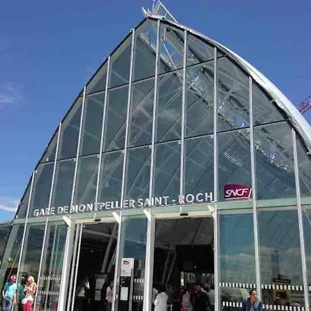 T2 Neuf, Terrasse, Centre Ville, 8min Comedie Apartmán