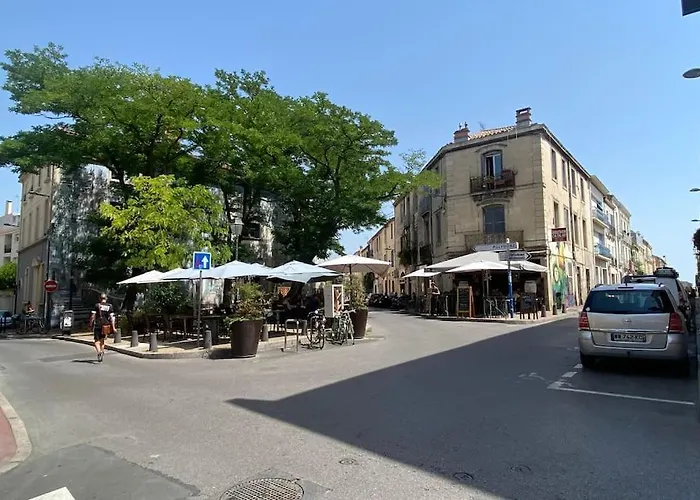 T2 Neuf, Terrasse, Centre Ville, 8min Comedie *